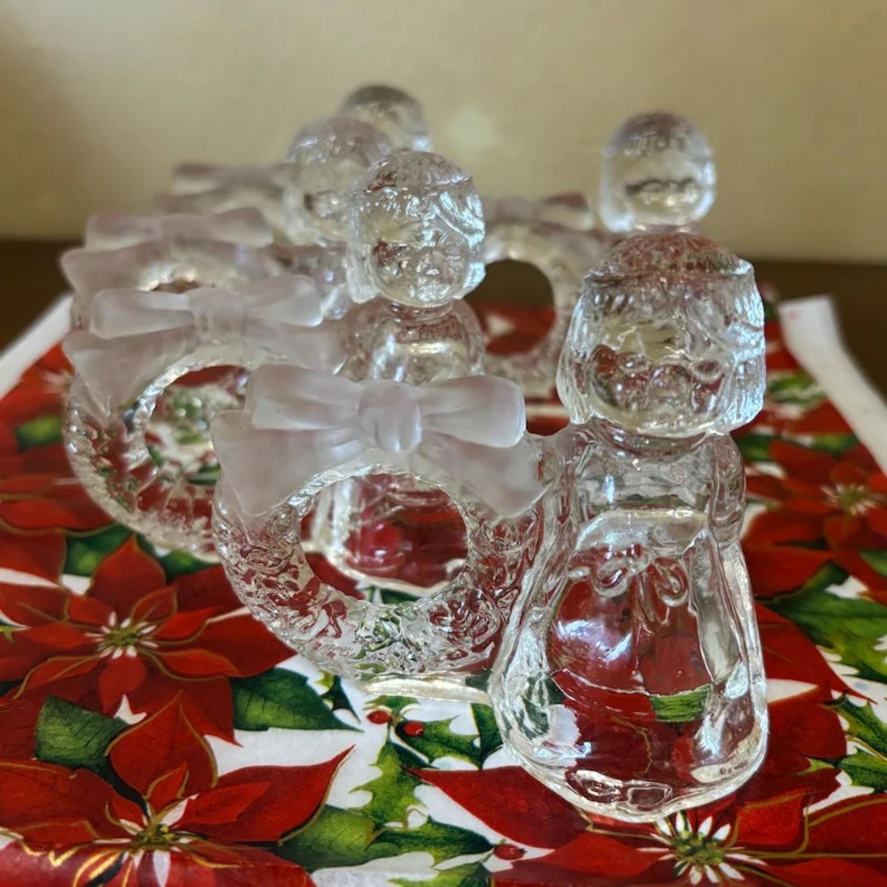 Set of 5 Vintage Glass Angel w/ Wreath Napkin Rings | Nostalgic Christmas Table